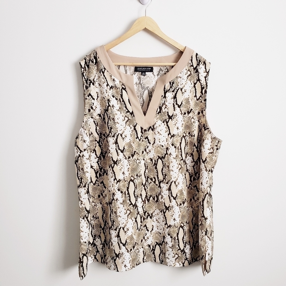 Jones New York Women's Sleeveless Animal Snake Print Blouse Split Neck Top